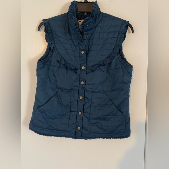 Free People Sherpa Lined Ruffle Vest - Picture 2 of 5